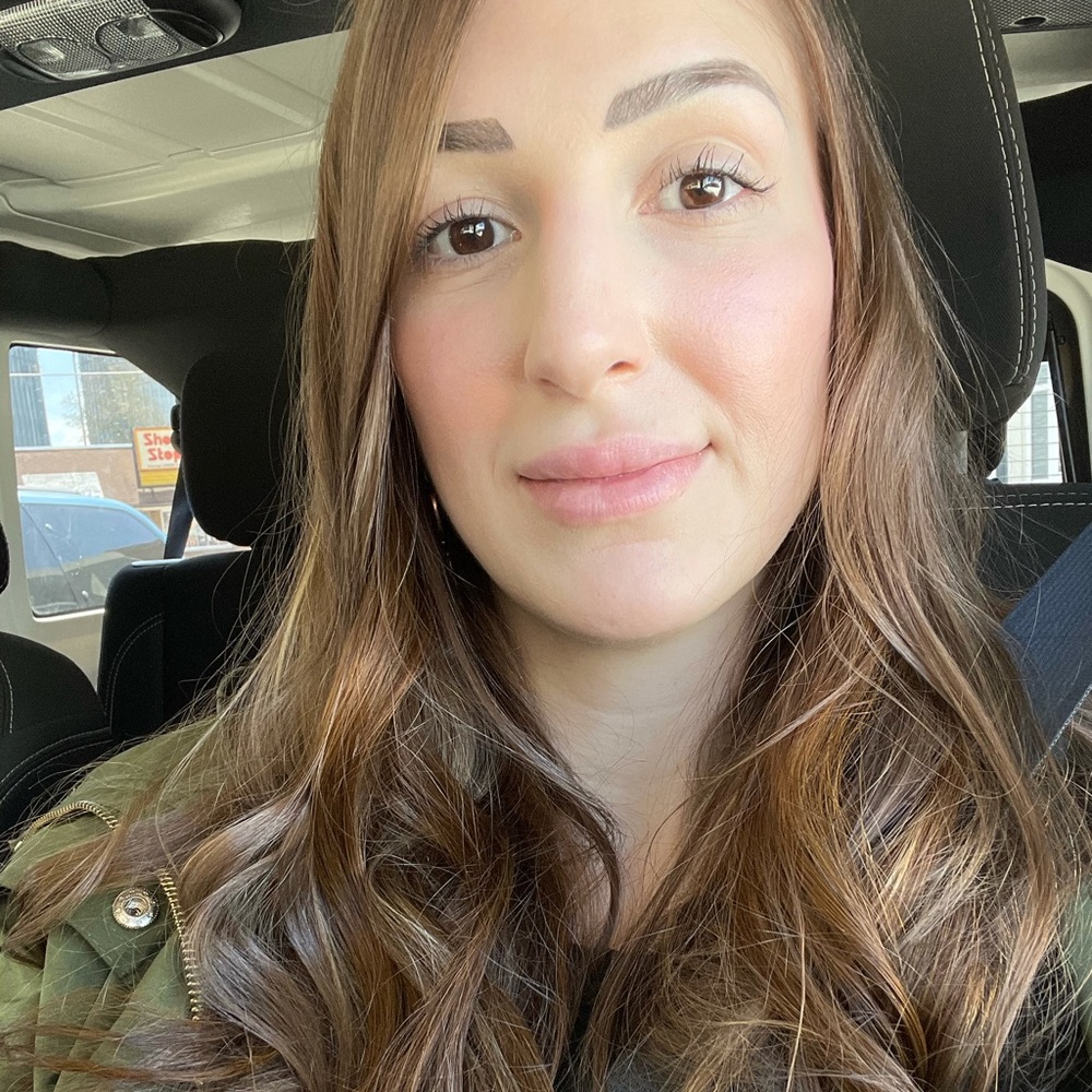 Meet your Posher, Rebecca